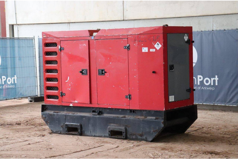 SDMO R145 - Sähkögeneraattori: kuva SDMO R145 - Sähkögeneraattori SDMO R145 - Sähkögeneraattori: kuva SDMO R145 - Sähkögeneraattori