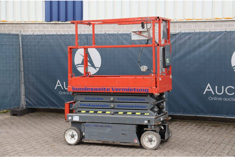 Skyjack SJ III 3219 - Saksilava: kuva Skyjack SJ III 3219 - Saksilava Skyjack SJ III 3219 - Saksilava: kuva Skyjack SJ III 3219 - Saksilava