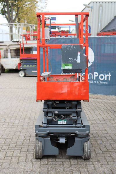 Skyjack SJ III 3219 - Saksilava: kuva Skyjack SJ III 3219 - Saksilava Skyjack SJ III 3219 - Saksilava: kuva Skyjack SJ III 3219 - Saksilava