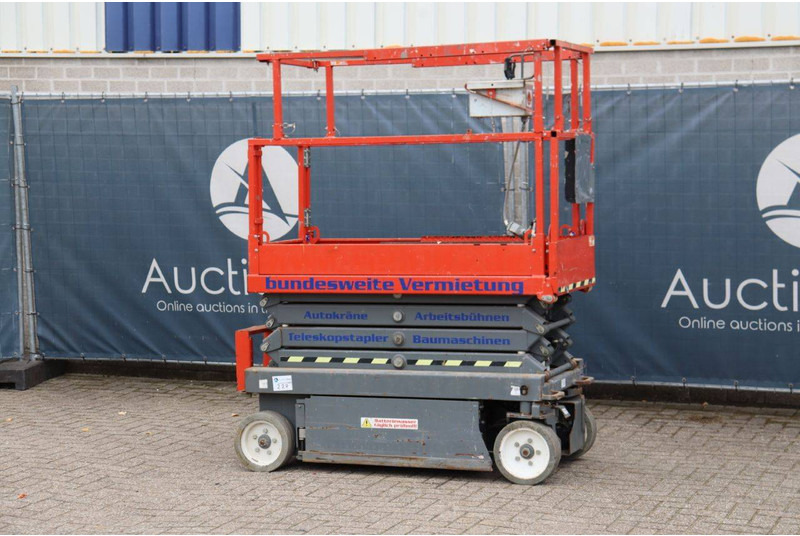 Skyjack SJ III 3219 - Saksilava: kuva Skyjack SJ III 3219 - Saksilava Skyjack SJ III 3219 - Saksilava: kuva Skyjack SJ III 3219 - Saksilava