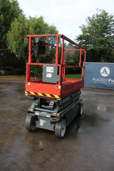 Skyjack SJ3220 - Saksilava: kuva Skyjack SJ3220 - Saksilava Skyjack SJ3220 - Saksilava: kuva Skyjack SJ3220 - Saksilava