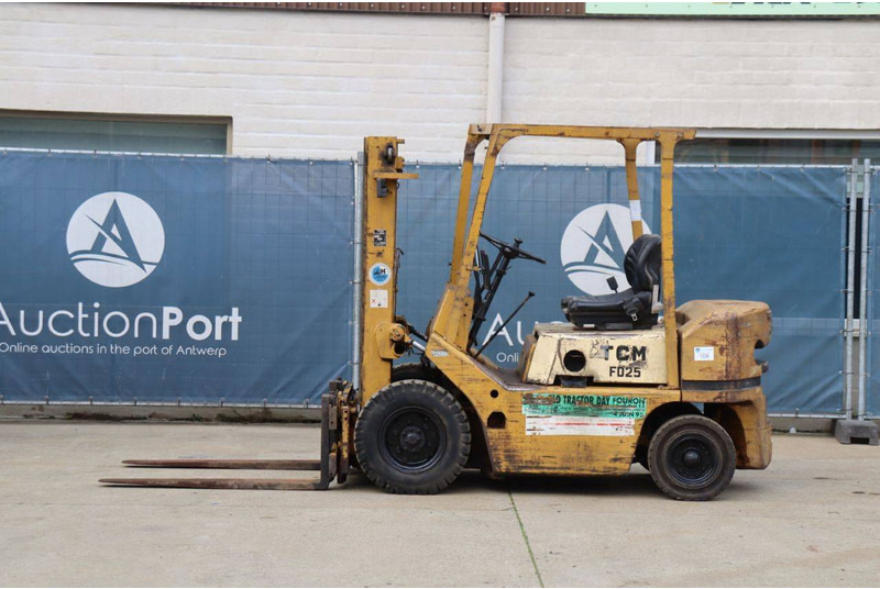 TCM FD25 - Dieseltrukki: kuva TCM FD25 - Dieseltrukki TCM FD25 - Dieseltrukki: kuva TCM FD25 - Dieseltrukki