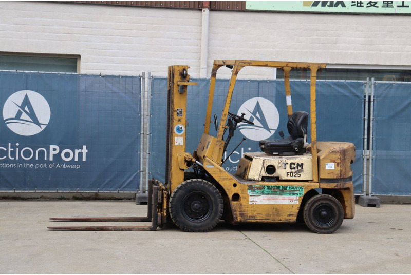 TCM FD25 - Dieseltrukki: kuva TCM FD25 - Dieseltrukki TCM FD25 - Dieseltrukki: kuva TCM FD25 - Dieseltrukki