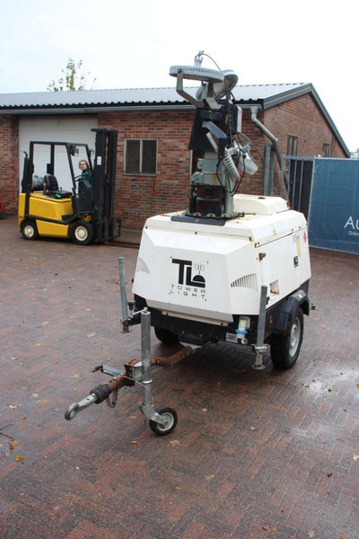 Towerlight VT1 Variant A - Valopylväs: kuva Towerlight VT1 Variant A - Valopylväs Towerlight VT1 Variant A - Valopylväs: kuva Towerlight VT1 Variant A - Valopylväs