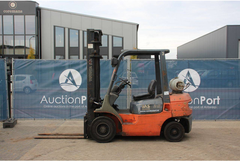 Toyota 42-7FGF25 - Kaasutrukki: kuva Toyota 42-7FGF25 - Kaasutrukki Toyota 42-7FGF25 - Kaasutrukki: kuva Toyota 42-7FGF25 - Kaasutrukki