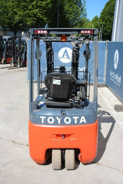 Toyota 8FBEK18T - Sähkötrukki: kuva Toyota 8FBEK18T - Sähkötrukki Toyota 8FBEK18T - Sähkötrukki: kuva Toyota 8FBEK18T - Sähkötrukki