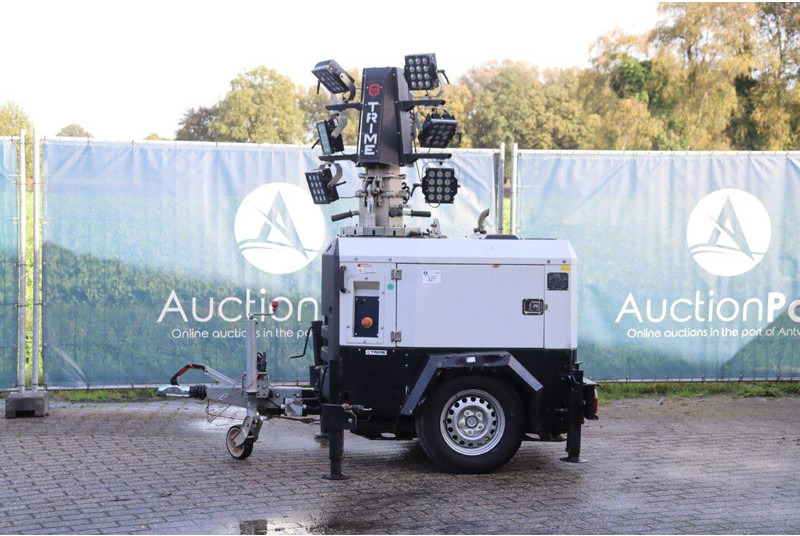 Trime X-ECOK2 - Lavaperävaunu: kuva Trime X-ECOK2 - Lavaperävaunu Trime X-ECOK2 - Lavaperävaunu: kuva Trime X-ECOK2 - Lavaperävaunu