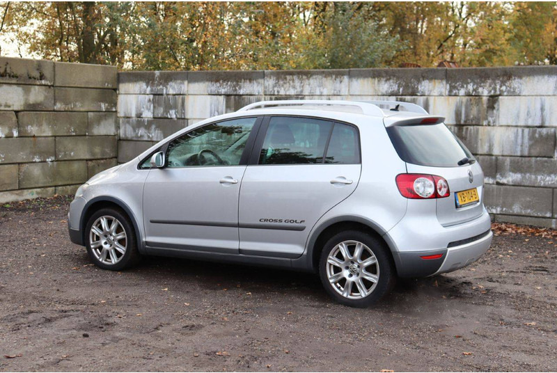 Volkswagen Golf Plus - Sedan: kuva Volkswagen Golf Plus - Sedan Volkswagen Golf Plus - Sedan: kuva Volkswagen Golf Plus - Sedan