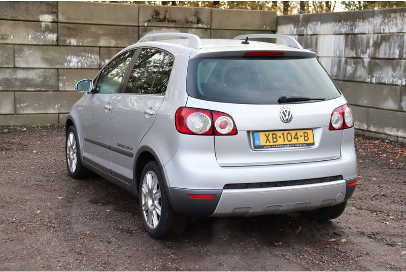 Volkswagen Golf Plus - Sedan: kuva Volkswagen Golf Plus - Sedan Volkswagen Golf Plus - Sedan: kuva Volkswagen Golf Plus - Sedan