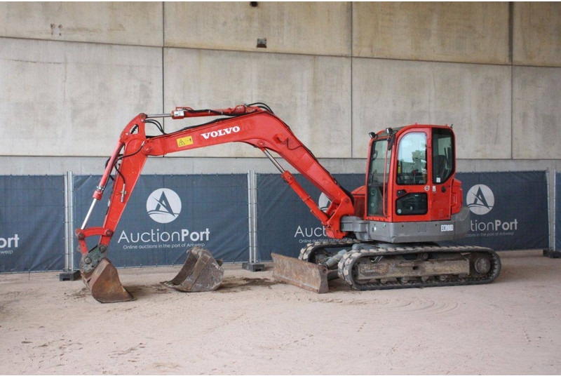 Volvo ECR88D - Telakaivukone: kuva Volvo ECR88D - Telakaivukone Volvo ECR88D - Telakaivukone: kuva Volvo ECR88D - Telakaivukone