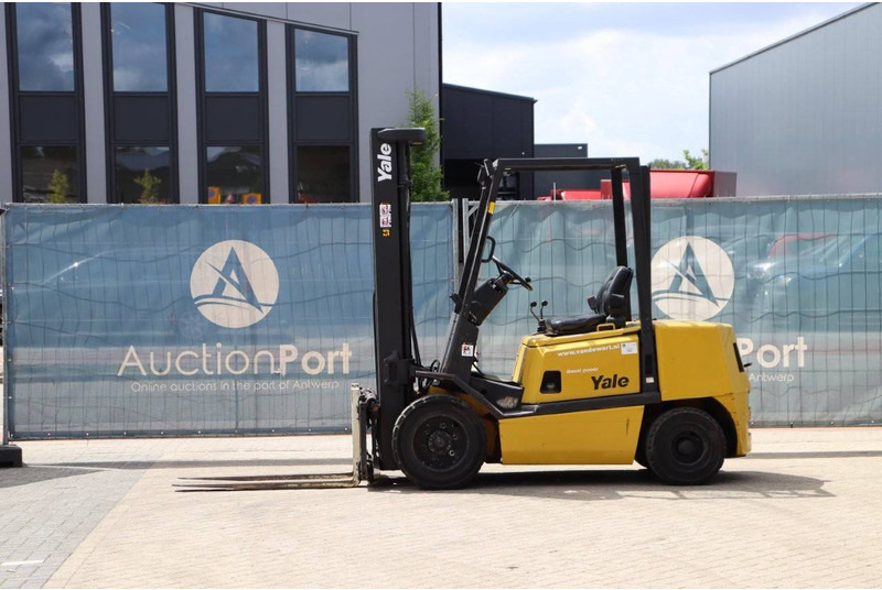 Yale GDP30TP - Dieseltrukki: kuva Yale GDP30TP - Dieseltrukki Yale GDP30TP - Dieseltrukki: kuva Yale GDP30TP - Dieseltrukki