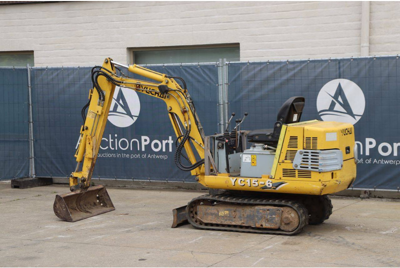 Yuchaï D8T - Minikuormaaja: kuva Yuchaï D8T - Minikuormaaja Yuchaï D8T - Minikuormaaja: kuva Yuchaï D8T - Minikuormaaja