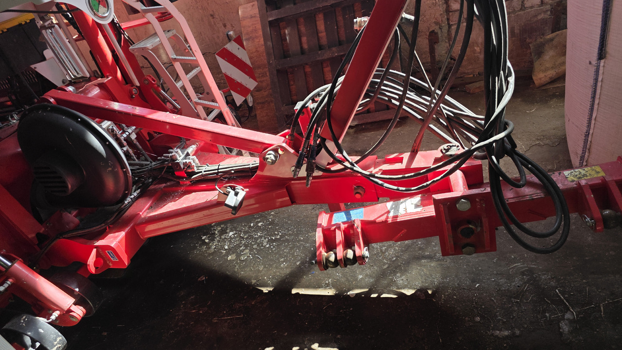 PÖTTINGER Terrasem C6 Artis - Kylvölannoitin: kuva PÖTTINGER Terrasem C6 Artis - Kylvölannoitin PÖTTINGER Terrasem C6 Artis - Kylvölannoitin: kuva PÖTTINGER Terrasem C6 Artis - Kylvölannoitin