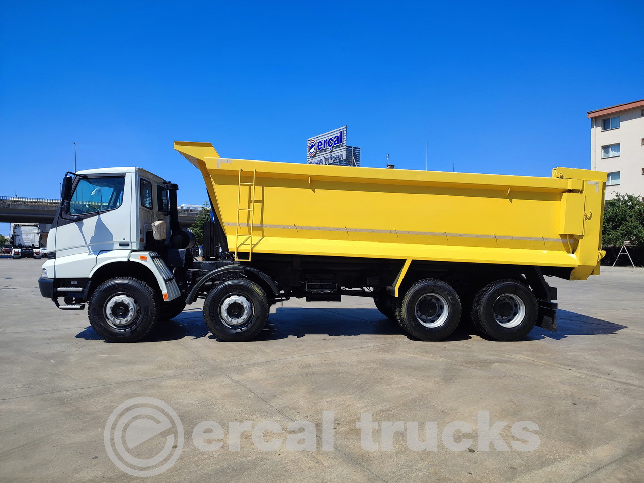 Kippiauto kuorma-auto BMC 2009 PRO 935 8X4 - HARDOX TİPPER: kuva Kippiauto kuorma-auto BMC 2009 PRO 935 8X4 - HARDOX TİPPER
