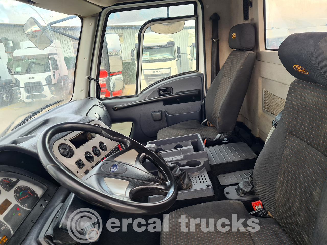 FORD Ford 2015 4136/ EURO 5 - AC-NEW ENGINE-CONCRETE MIXER - Kippiauto kuorma-auto: kuva FORD Ford 2015 4136/ EURO 5 - AC-NEW ENGINE-CONCRETE MIXER - Kippiauto kuorma-auto FORD Ford 2015 4136/ EURO 5 - AC-NEW ENGINE-CONCRETE MIXER - Kippiauto kuorma-auto: kuva FORD Ford 2015 4136/ EURO 5 - AC-NEW ENGINE-CONCRETE MIXER - Kippiauto kuorma-auto
