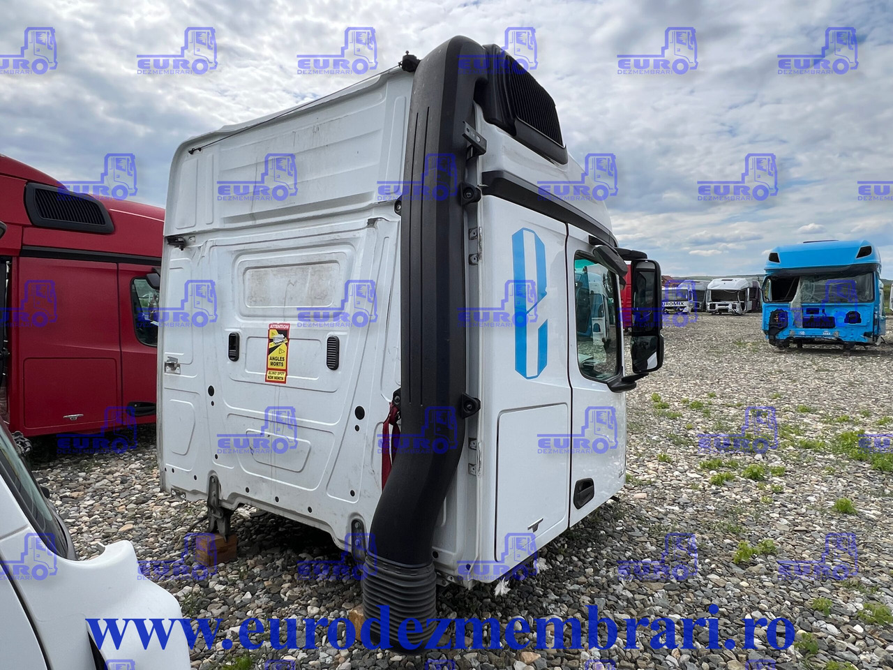CABINA STREAMSPACE 2.5 MERCEDES ACTROS MP4 - Ohjaamo - Kuorma-auto: kuva CABINA STREAMSPACE 2.5 MERCEDES ACTROS MP4 - Ohjaamo - Kuorma-auto CABINA STREAMSPACE 2.5 MERCEDES ACTROS MP4 - Ohjaamo - Kuorma-auto: kuva CABINA STREAMSPACE 2.5 MERCEDES ACTROS MP4 - Ohjaamo - Kuorma-auto