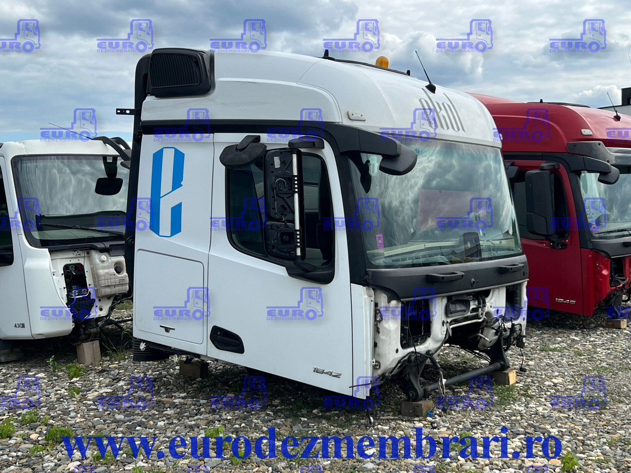 CABINA STREAMSPACE 2.5 MERCEDES ACTROS MP4 - Ohjaamo - Kuorma-auto: kuva CABINA STREAMSPACE 2.5 MERCEDES ACTROS MP4 - Ohjaamo - Kuorma-auto CABINA STREAMSPACE 2.5 MERCEDES ACTROS MP4 - Ohjaamo - Kuorma-auto: kuva CABINA STREAMSPACE 2.5 MERCEDES ACTROS MP4 - Ohjaamo - Kuorma-auto