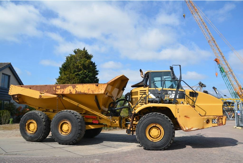Cat 735 - Nivelkippiauto: kuva Cat 735 - Nivelkippiauto Cat 735 - Nivelkippiauto: kuva Cat 735 - Nivelkippiauto