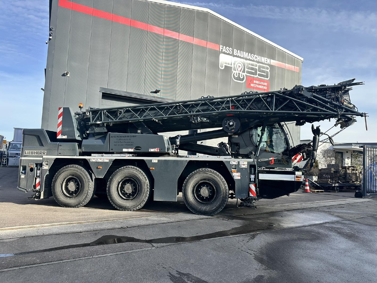 Liebherr LTC 1050-3.1 | 6 x 6 | Klappspitze | Funk inkl. RemoteDrive - Ajoneuvonosturi: kuva Liebherr LTC 1050-3.1 | 6 x 6 | Klappspitze | Funk inkl. RemoteDrive - Ajoneuvonosturi Liebherr LTC 1050-3.1 | 6 x 6 | Klappspitze | Funk inkl. RemoteDrive - Ajoneuvonosturi: kuva Liebherr LTC 1050-3.1 | 6 x 6 | Klappspitze | Funk inkl. RemoteDrive - Ajoneuvonosturi