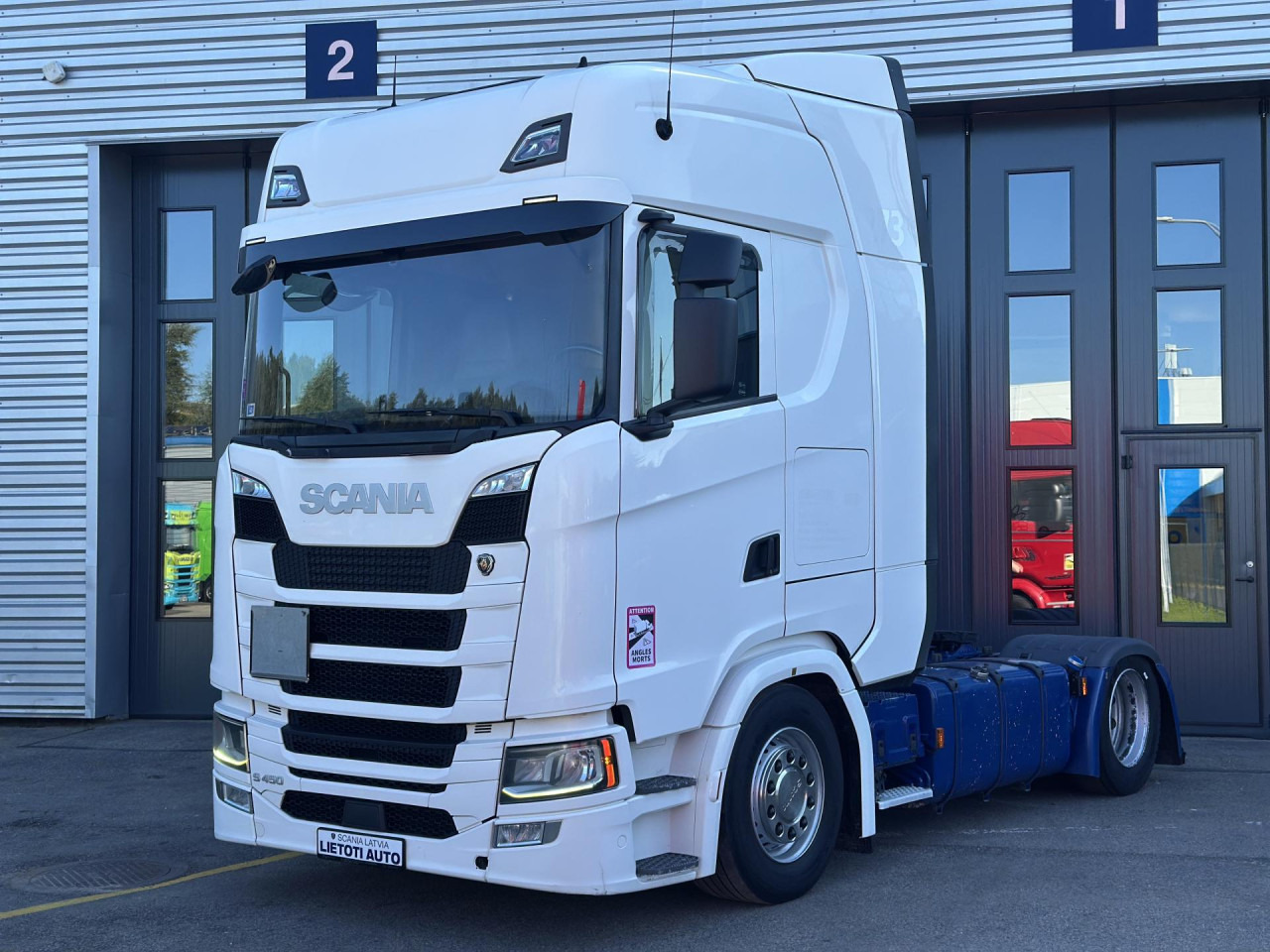 SCANIA S 450 A4x2EB - Vetopöytäauto: kuva SCANIA S 450 A4x2EB - Vetopöytäauto SCANIA S 450 A4x2EB - Vetopöytäauto: kuva SCANIA S 450 A4x2EB - Vetopöytäauto