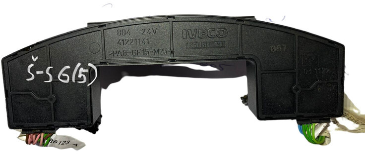 Iveco 2019 - Ohjainyksikkö: kuva Iveco 2019 - Ohjainyksikkö Iveco 2019 - Ohjainyksikkö: kuva Iveco 2019 - Ohjainyksikkö