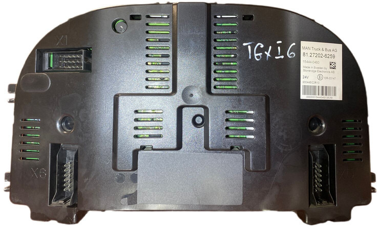 MAN  - Kojelauta: kuva MAN  - Kojelauta MAN  - Kojelauta: kuva MAN  - Kojelauta