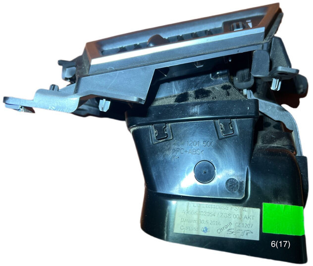 Mercedes-Benz 2016 - Kojelauta: kuva Mercedes-Benz 2016 - Kojelauta Mercedes-Benz 2016 - Kojelauta: kuva Mercedes-Benz 2016 - Kojelauta