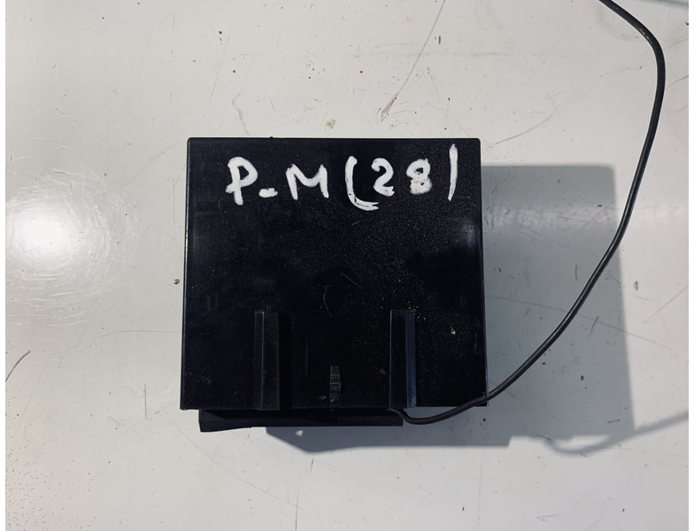 Renault PREMIUM - Ohjainyksikkö: kuva Renault PREMIUM - Ohjainyksikkö Renault PREMIUM - Ohjainyksikkö: kuva Renault PREMIUM - Ohjainyksikkö