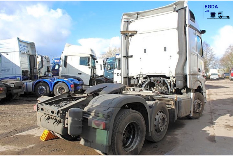 Mercedes-Benz MP5 - Vetopöytäauto: kuva Mercedes-Benz MP5 - Vetopöytäauto Mercedes-Benz MP5 - Vetopöytäauto: kuva Mercedes-Benz MP5 - Vetopöytäauto