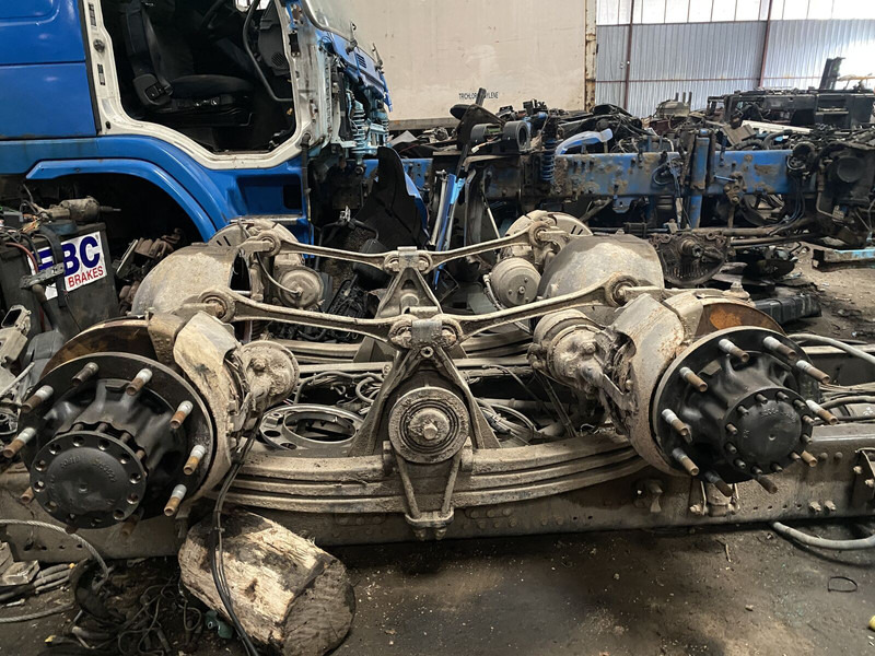 Volvo 2017 - Taka-akseli: kuva Volvo 2017 - Taka-akseli Volvo 2017 - Taka-akseli: kuva Volvo 2017 - Taka-akseli