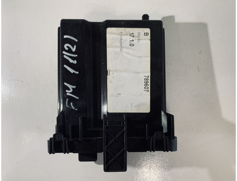 Volvo FM - Ohjainyksikkö: kuva Volvo FM - Ohjainyksikkö Volvo FM - Ohjainyksikkö: kuva Volvo FM - Ohjainyksikkö