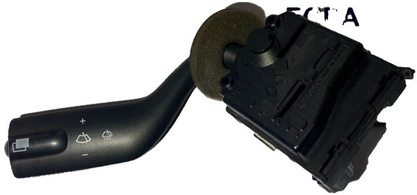 Volvo  - Rele: kuva Volvo  - Rele Volvo  - Rele: kuva Volvo  - Rele