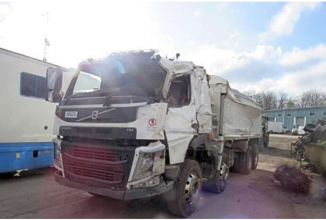 Volvo - Kippiauto kuorma-auto: kuva Volvo - Kippiauto kuorma-auto Volvo - Kippiauto kuorma-auto: kuva Volvo - Kippiauto kuorma-auto