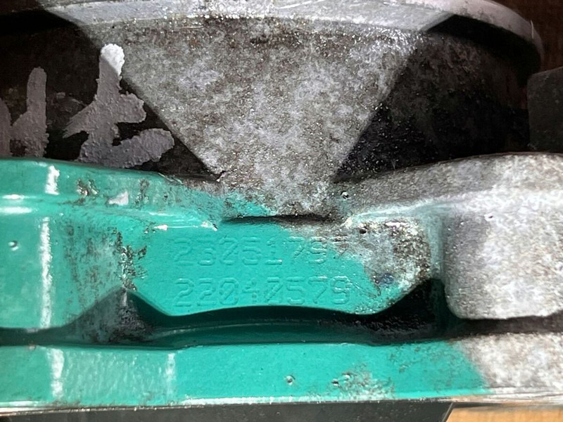 Volvo - Moottori ja osat: kuva Volvo - Moottori ja osat Volvo - Moottori ja osat: kuva Volvo - Moottori ja osat