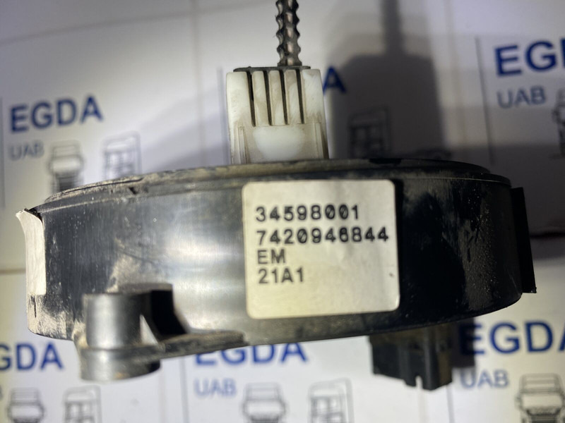 Volvo  - Sähköjärjestelmä: kuva Volvo  - Sähköjärjestelmä Volvo  - Sähköjärjestelmä: kuva Volvo  - Sähköjärjestelmä