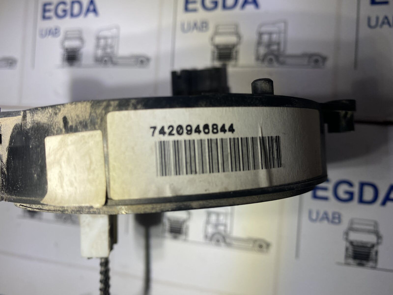 Volvo  - Sähköjärjestelmä: kuva Volvo  - Sähköjärjestelmä Volvo  - Sähköjärjestelmä: kuva Volvo  - Sähköjärjestelmä