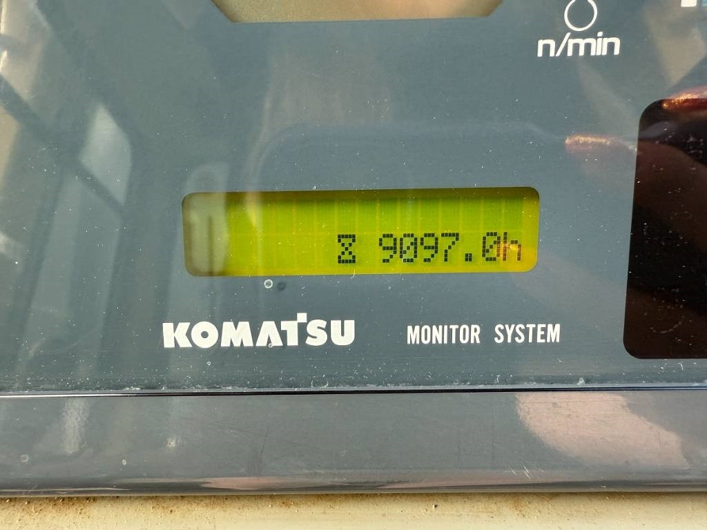 Komatsu D 65 PX-12 - Puskutraktori: kuva Komatsu D 65 PX-12 - Puskutraktori Komatsu D 65 PX-12 - Puskutraktori: kuva Komatsu D 65 PX-12 - Puskutraktori