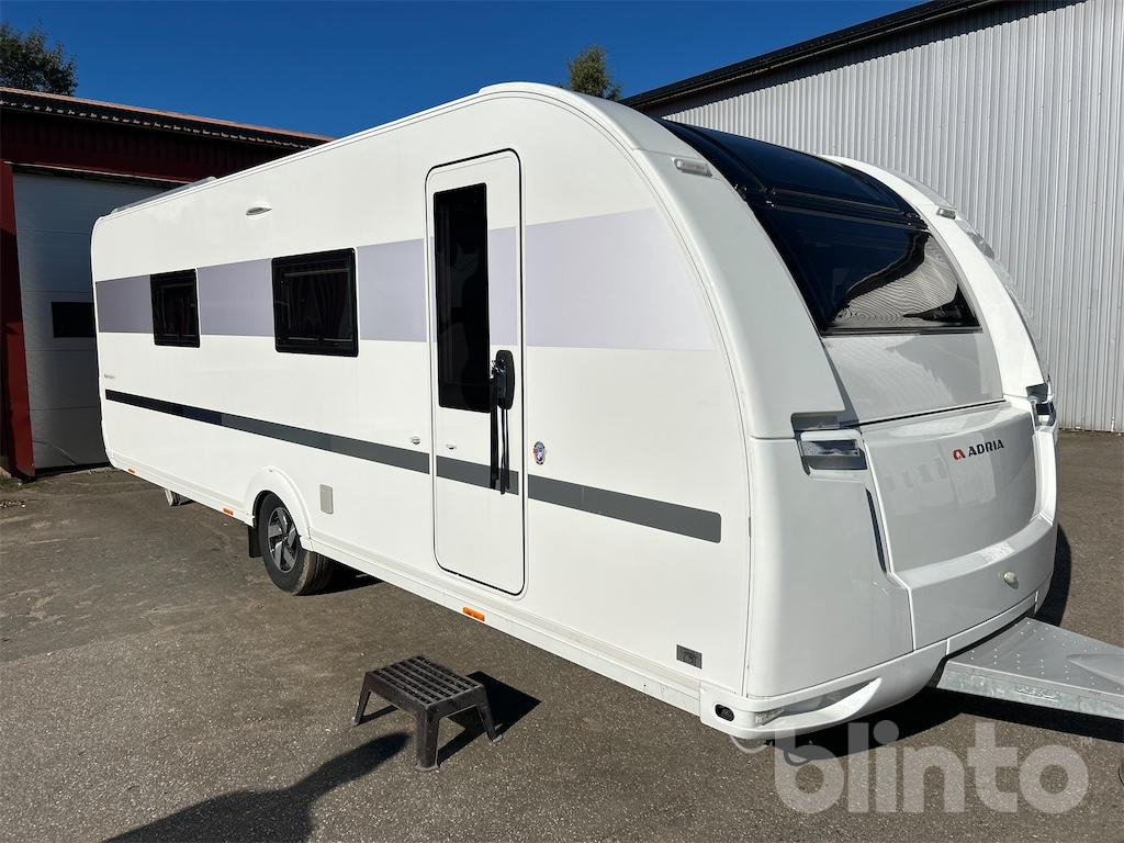 ADRIA Alpina 663HT - Asuntovaunu: kuva ADRIA Alpina 663HT - Asuntovaunu ADRIA Alpina 663HT - Asuntovaunu: kuva ADRIA Alpina 663HT - Asuntovaunu