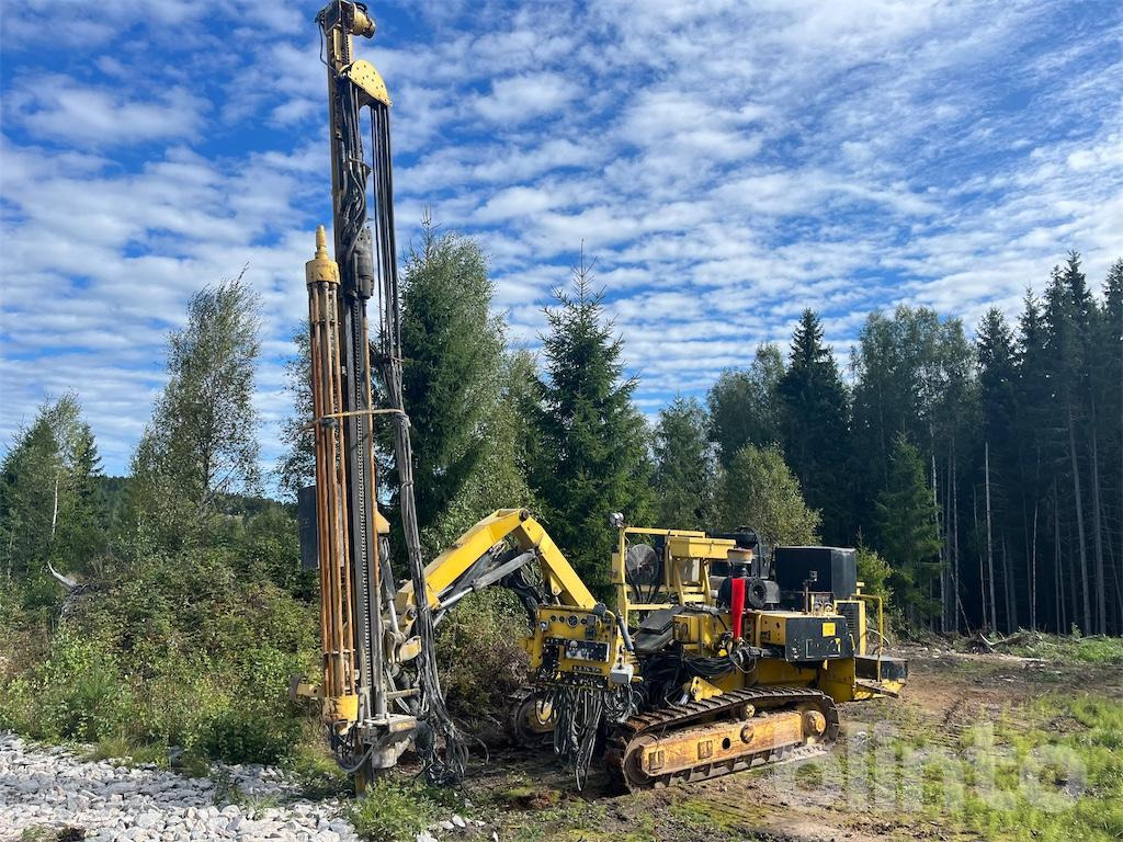 Atlas Copco 748HC - Porakone: kuva  Atlas Copco 748HC - Porakone Atlas Copco 748HC - Porakone: kuva  Atlas Copco 748HC - Porakone