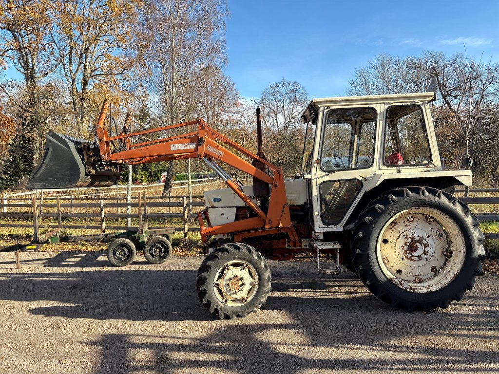 BELARUS T-42 - Traktori: kuva BELARUS T-42 - Traktori BELARUS T-42 - Traktori: kuva BELARUS T-42 - Traktori