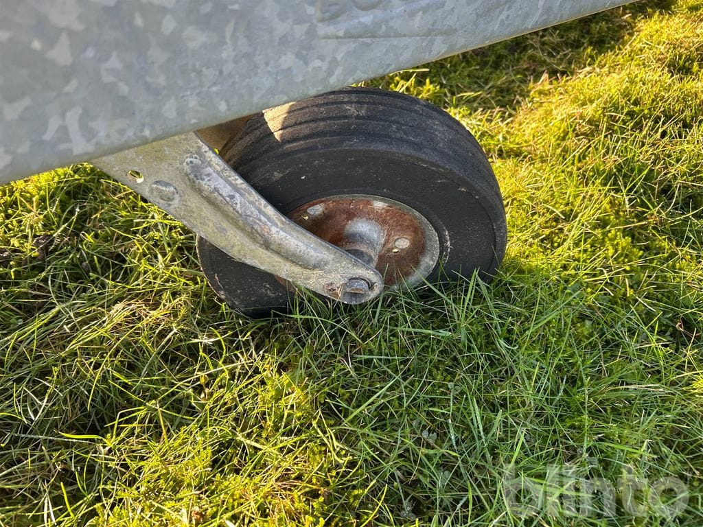 Hevostraileri BÖCKMANN DUO SP-R: kuva Hevostraileri BÖCKMANN DUO SP-R