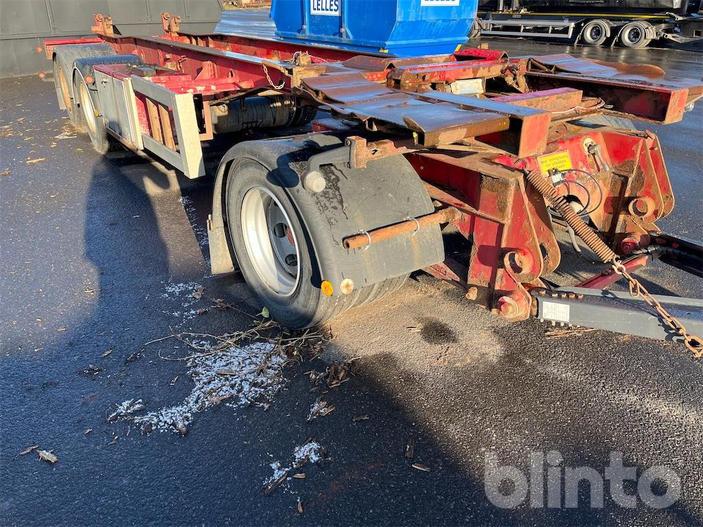 BRIAB S2C-200-72 - Konttialus/ Vaihtokuormatilat perävaunu: kuva BRIAB S2C-200-72 - Konttialus/ Vaihtokuormatilat perävaunu BRIAB S2C-200-72 - Konttialus/ Vaihtokuormatilat perävaunu: kuva BRIAB S2C-200-72 - Konttialus/ Vaihtokuormatilat perävaunu