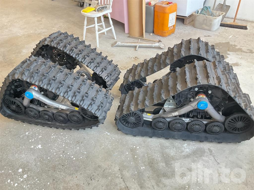 Camoplast ATV T4S - Telaketju - Mönkijä: kuva Camoplast ATV T4S - Telaketju - Mönkijä Camoplast ATV T4S - Telaketju - Mönkijä: kuva Camoplast ATV T4S - Telaketju - Mönkijä