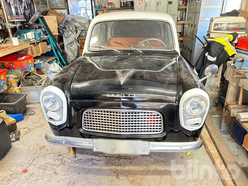 FORD 101 E ANGLIA - Henkilöauto: kuva FORD 101 E ANGLIA - Henkilöauto FORD 101 E ANGLIA - Henkilöauto: kuva FORD 101 E ANGLIA - Henkilöauto