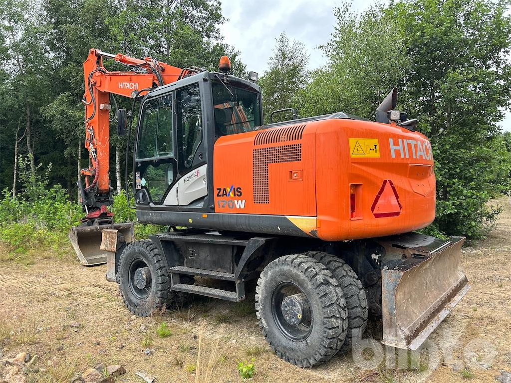 Hitachi ZX 170W-5 - Pyöräalustainen kaivinkone: kuva Hitachi ZX 170W-5 - Pyöräalustainen kaivinkone Hitachi ZX 170W-5 - Pyöräalustainen kaivinkone: kuva Hitachi ZX 170W-5 - Pyöräalustainen kaivinkone