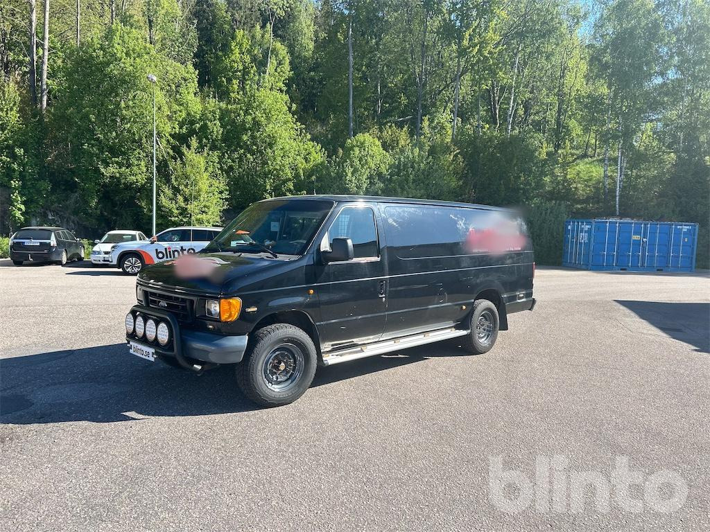 FORD E350 7,3 Powerstroke - Kuorma-auto: kuva FORD E350 7,3 Powerstroke - Kuorma-auto FORD E350 7,3 Powerstroke - Kuorma-auto: kuva FORD E350 7,3 Powerstroke - Kuorma-auto