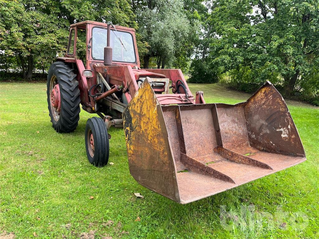 MASSEY-FERGUSON MF-175 - Traktori: kuva MASSEY-FERGUSON MF-175 - Traktori MASSEY-FERGUSON MF-175 - Traktori: kuva MASSEY-FERGUSON MF-175 - Traktori