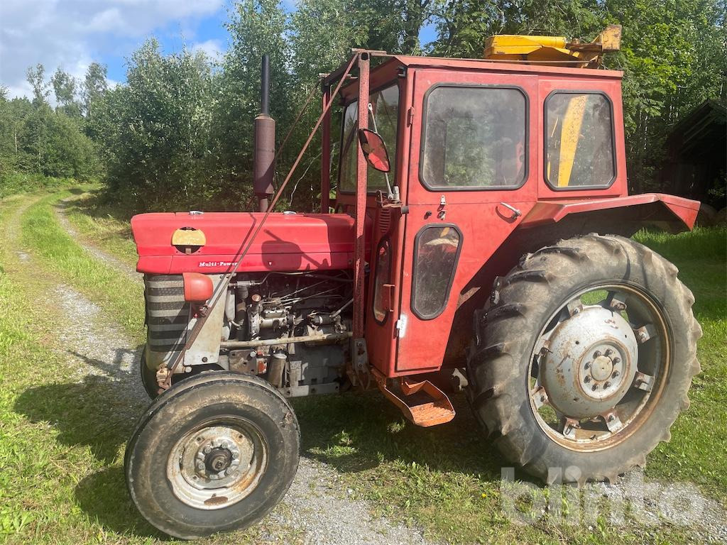 Massey Ferguson 165 multipower - Traktori: kuva Massey Ferguson 165 multipower - Traktori Massey Ferguson 165 multipower - Traktori: kuva Massey Ferguson 165 multipower - Traktori
