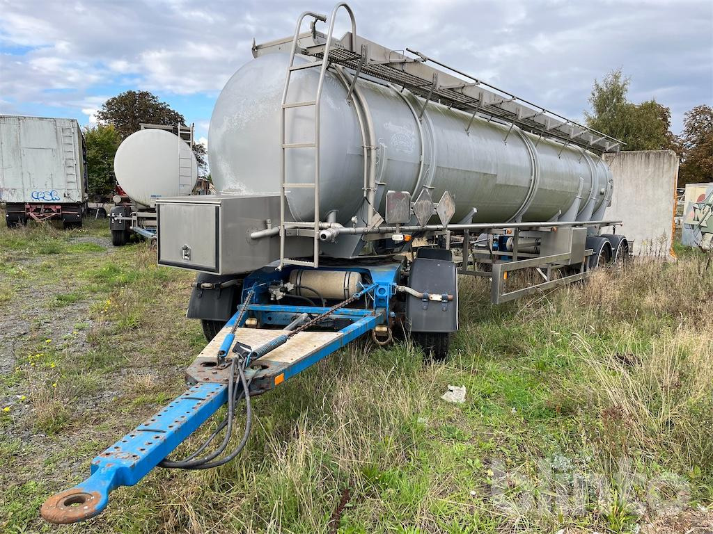 OBAS ADR 22-1 - Säiliöperävaunu: kuva OBAS ADR 22-1 - Säiliöperävaunu OBAS ADR 22-1 - Säiliöperävaunu: kuva OBAS ADR 22-1 - Säiliöperävaunu