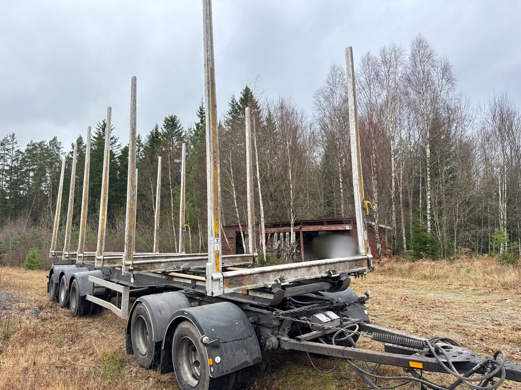 OP HÖGLUNDS TIMMER - Puutavaraperävaunu: kuva OP HÖGLUNDS TIMMER - Puutavaraperävaunu OP HÖGLUNDS TIMMER - Puutavaraperävaunu: kuva OP HÖGLUNDS TIMMER - Puutavaraperävaunu